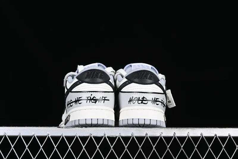 All Categories Nk SB Dunk Series Nk SB Dunk Low Low-top sneakers CS version Nk Dunk Low "Miami Hurricanes" Space Exploration Star Trek Customized version of deconstructed straps retro distressed low-top sneakers DJ6188-003
